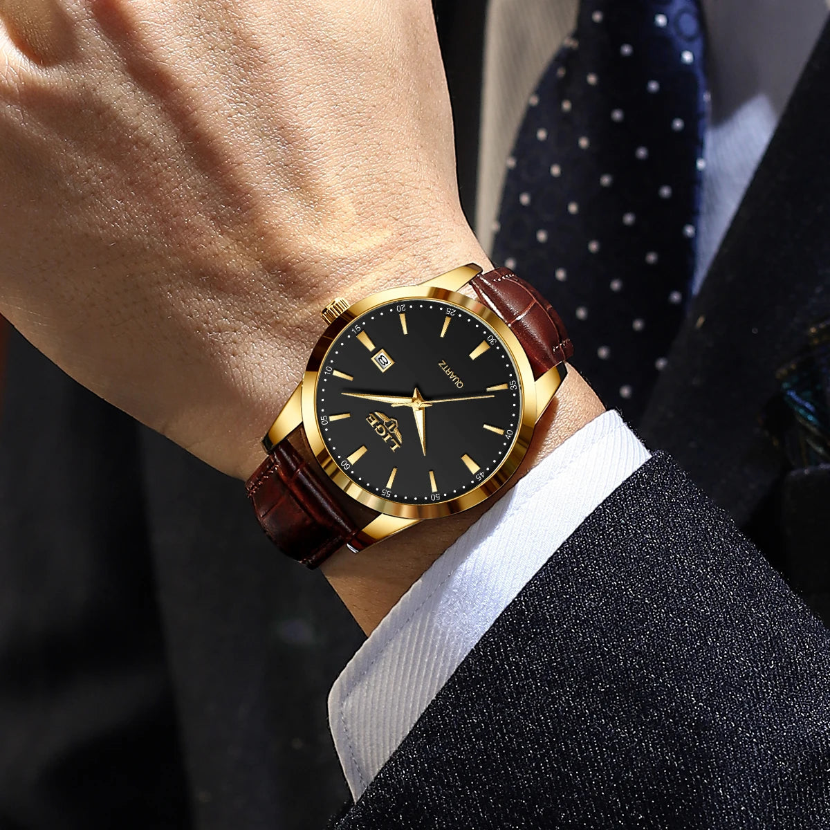 The Commander - Classic Calendar Watch